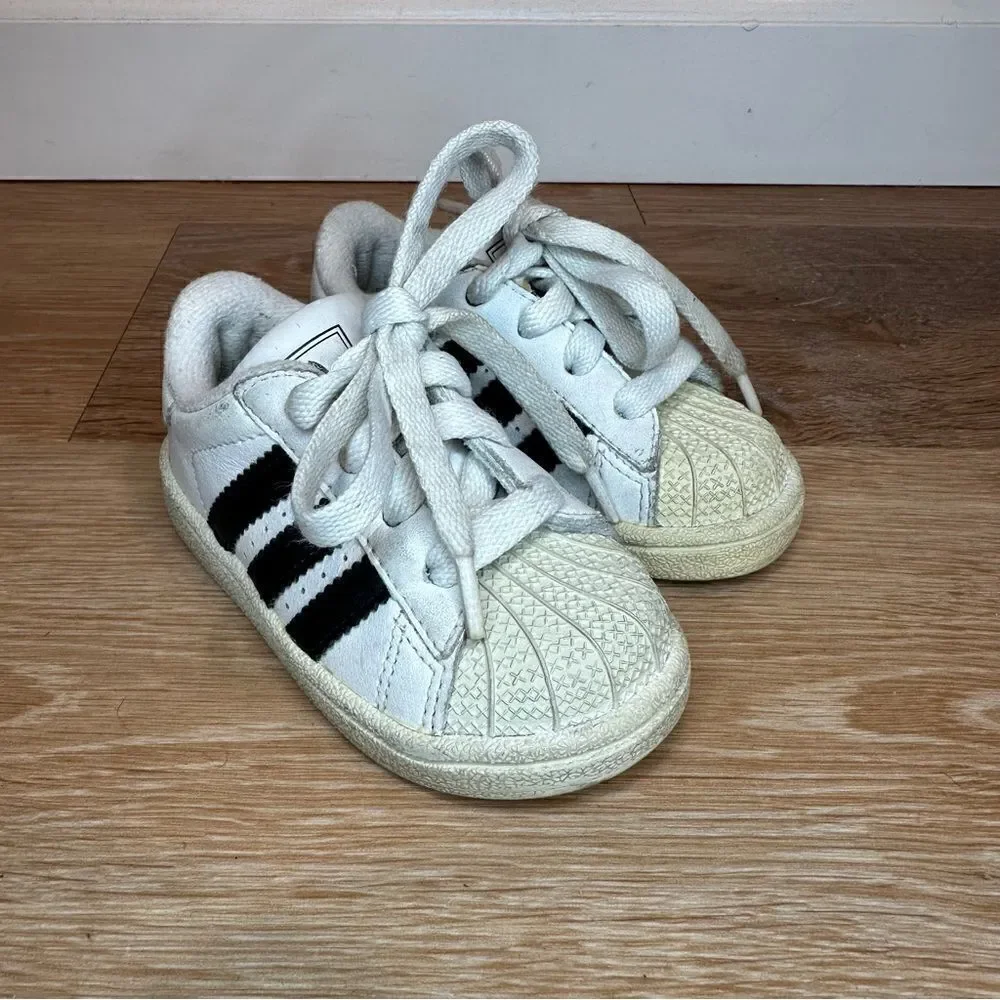 Adidas Unisex Baby Size 4.5 Superstar Lace Up Sneaker Shoes